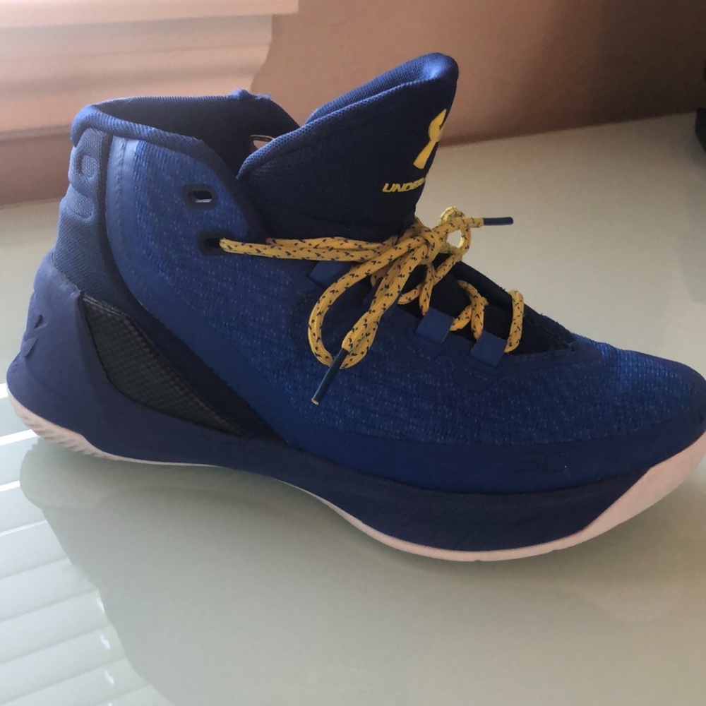 Boys Curry 3 Basketball Shoes- Under Armour size 6 youth - Picture 5 of 6